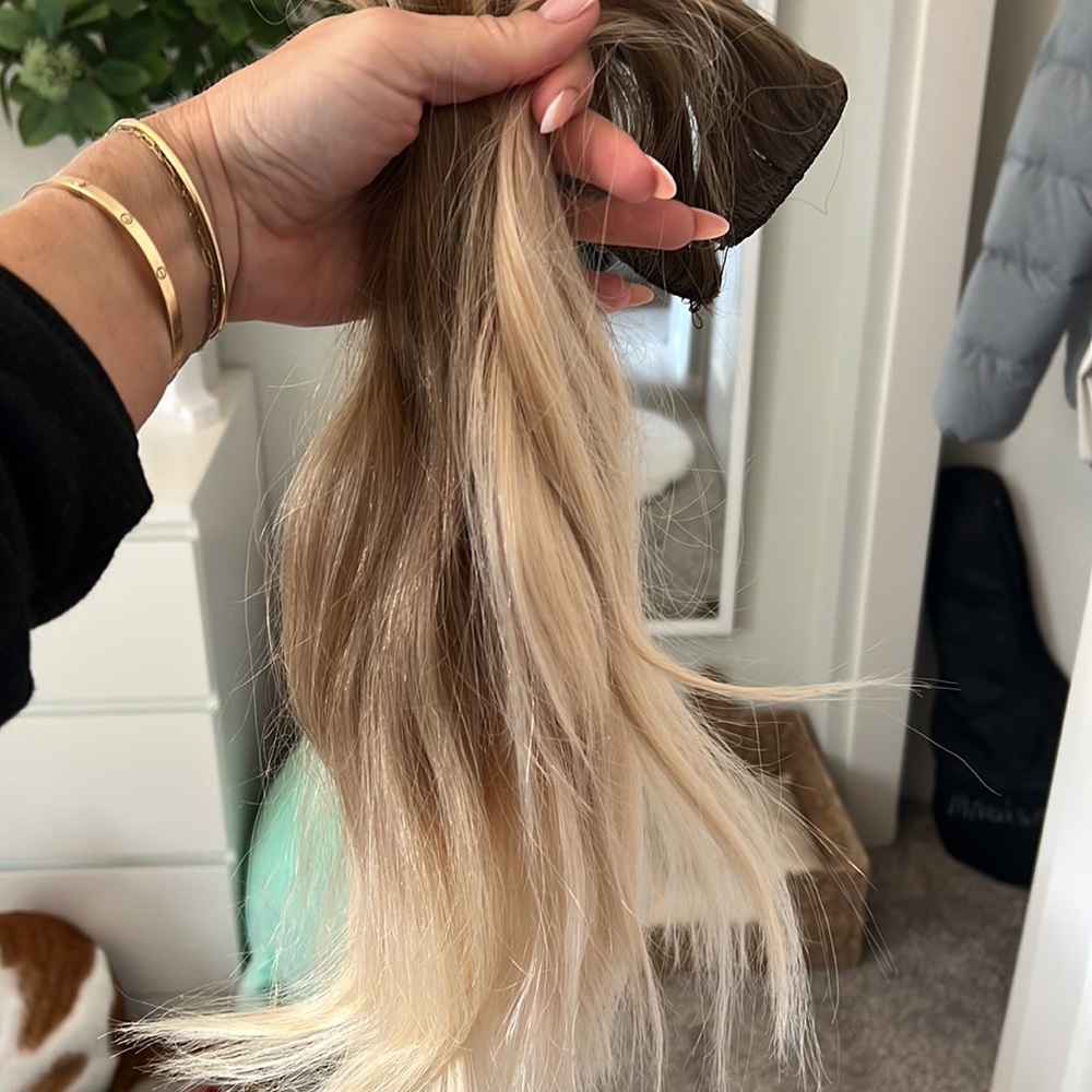 Bellami rooted clip ins - Picture 3 of 4